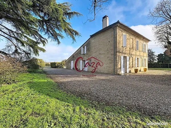 Propriété 7 pièces 210 m² 