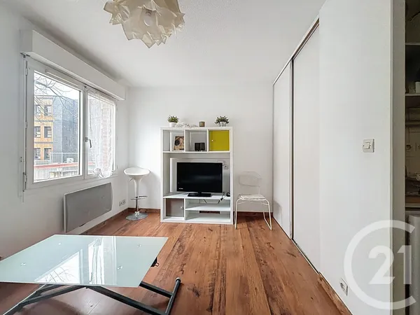 Appartement 1 pièce 18 m² 