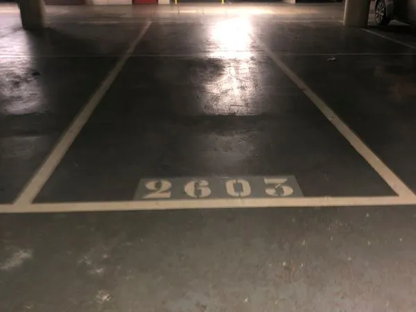 Parking a louer 