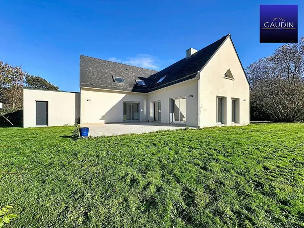 Maison 11 pièces 212 m² 