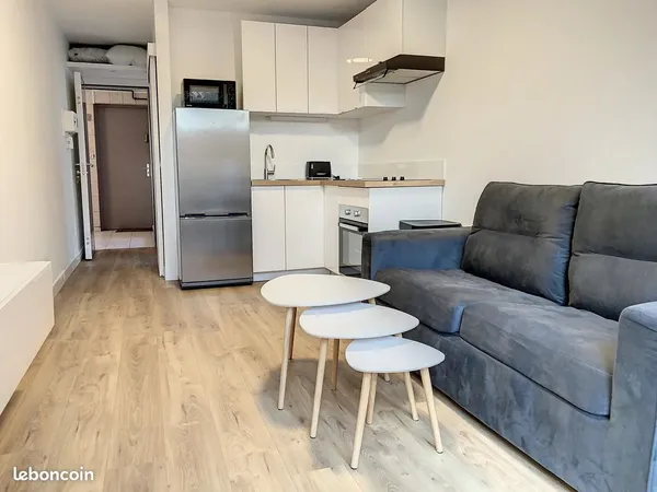 Studio 1 pièce 18 m² 