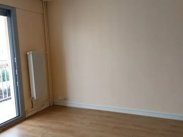 Location studio+parking 