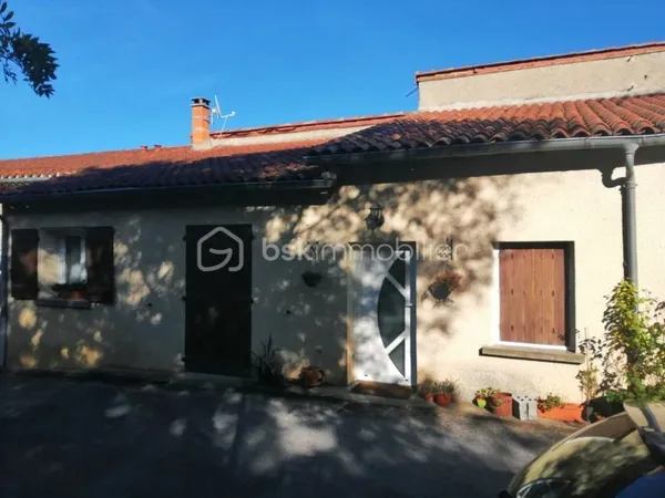 MAISON DE VILLAGE 