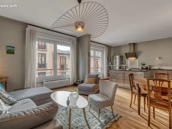 Appartement 4 pièces 89 m² 