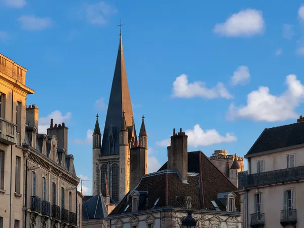 Dijon Centre Historique T4 Dernier Etage 