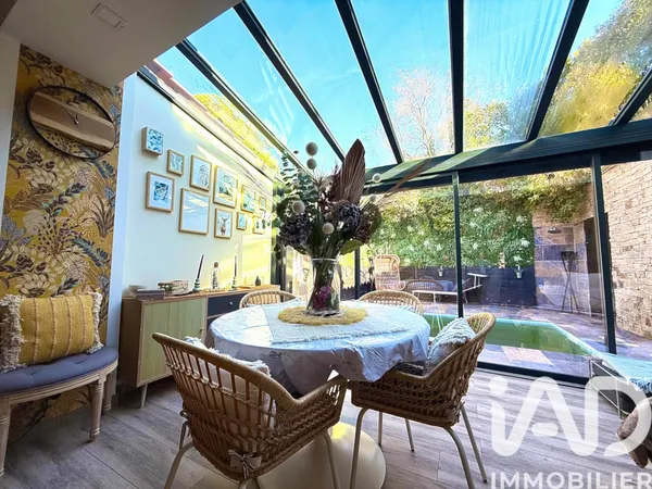 Maison 7 pièces 208 m² 