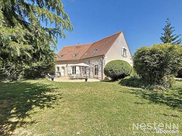Maison 6 pièces 144 m² 