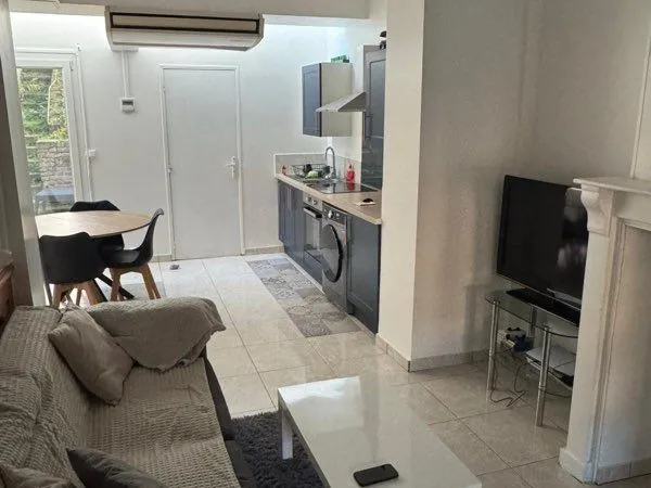 Appartement avec grand jardin 