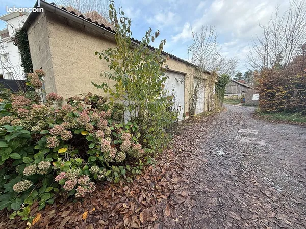 Entrepôt 100 m² Roncq 