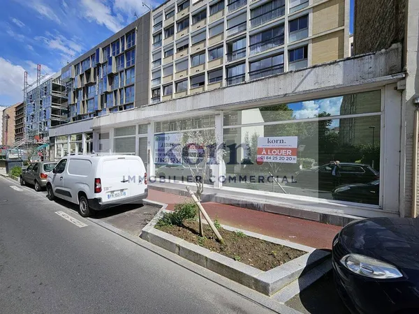 Boutique 830 m² 