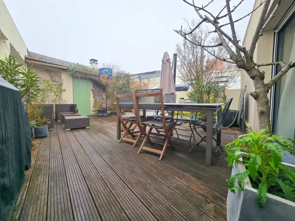 Appartement 6 pièces 227 m² 