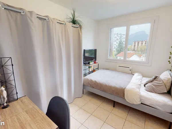 Chambre dans colocation 