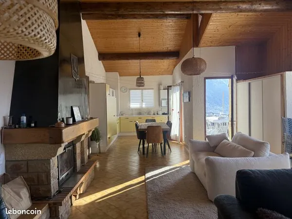 Maison 11 pièces 207 m² 