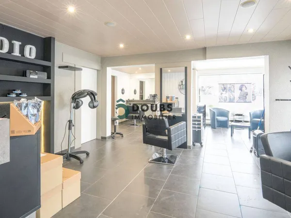 Local commercial 57 m² 