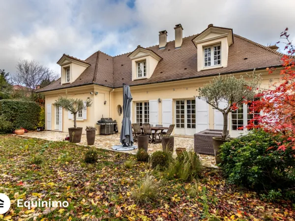 Maison 8 pièces 6 chambres 