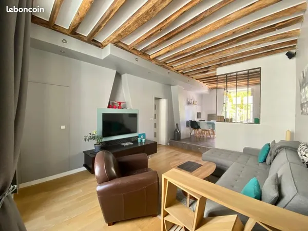 Appartement F3 de charme 76 m2 Hypercentre Saint Germain en Laye 