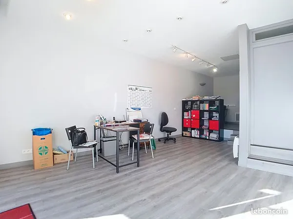 Local commercial 109 m² le fousseret 