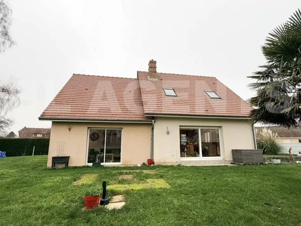 Maison de plain-pied 6 pièces 145 m² 