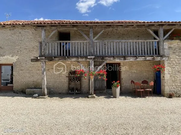 Maison 10 pièces 248 m² 