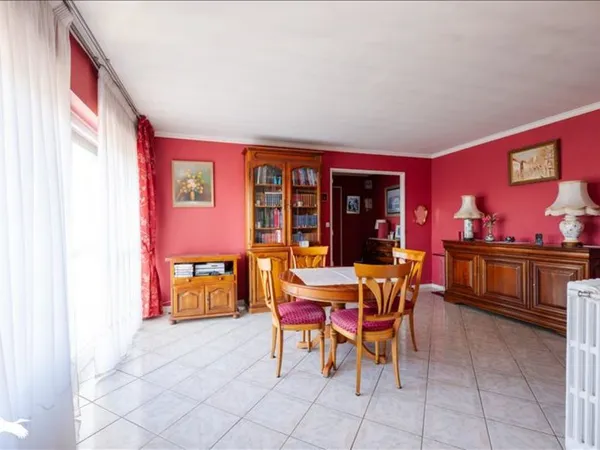 Appartement de 3 pièces principales 