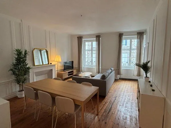 Grand appartement 2 chambres 