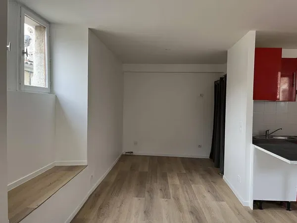Studio 1 pièce 35 m² 