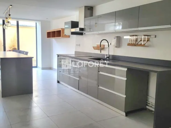 Maison 4 pièces 82 m² 