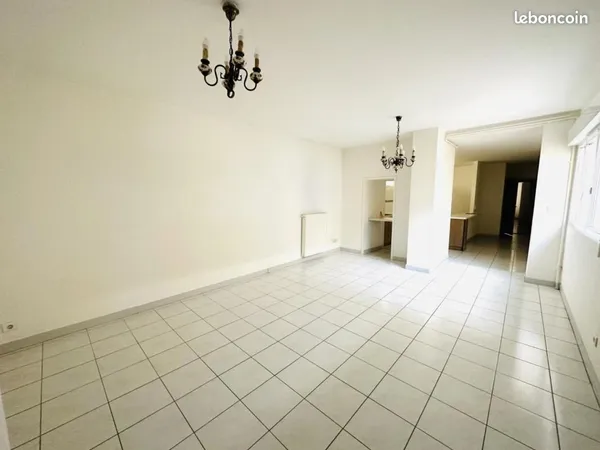 Appartement 97 m² La Rochefoucauld En Angoumois 