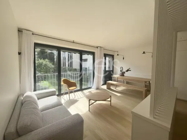 75015 PARIS SUFFREN - LOCATION MEUBLÉE 3 PIÈCES 