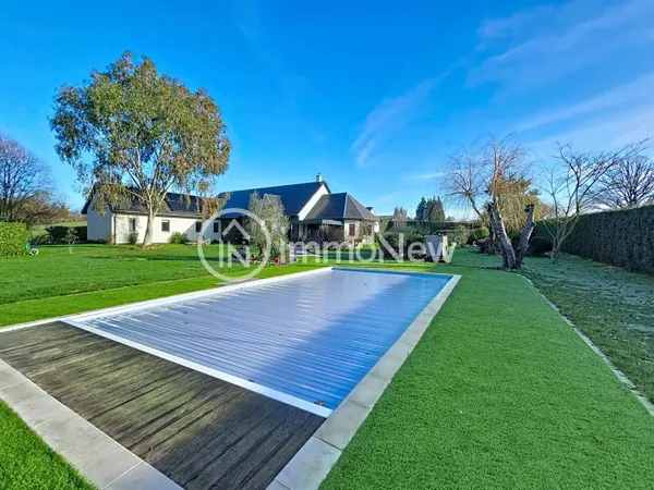 Maison de plain-pied 7 pièces 217 m² 