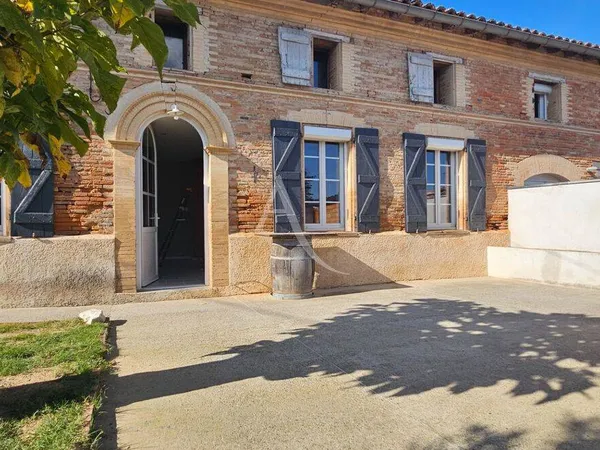 Maison 5 pièces 156 m² 