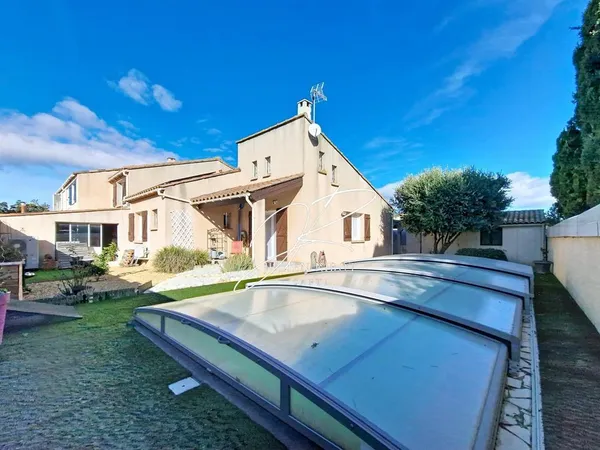 Maison T6 4 chambres 115 m² garage et piscine 