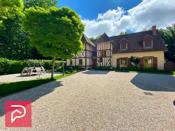 Maison 9 pièces 220 m² 