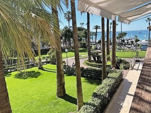 CROISETTE - RÉSIDENCE «GRAND HÔTEL» 