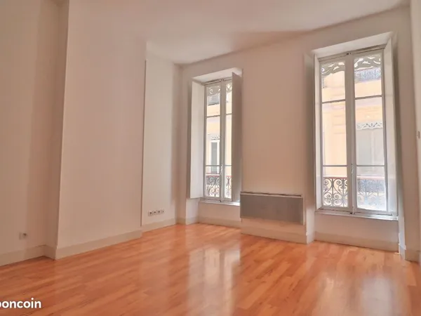 Appartement 1 pièce 28 m² 