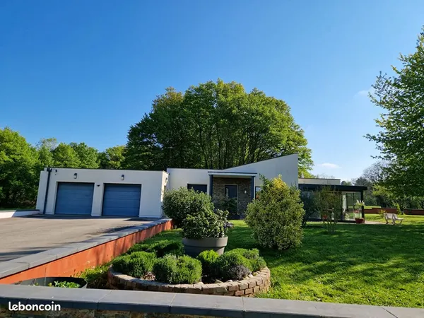 Maison 6 pièces 145 m² 