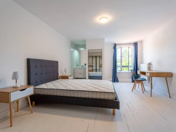 Duplex 9 pièces 178 m² 