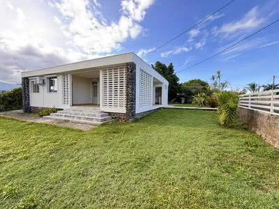Maison individuelle trois chambres - LONGFORT Immobilier 