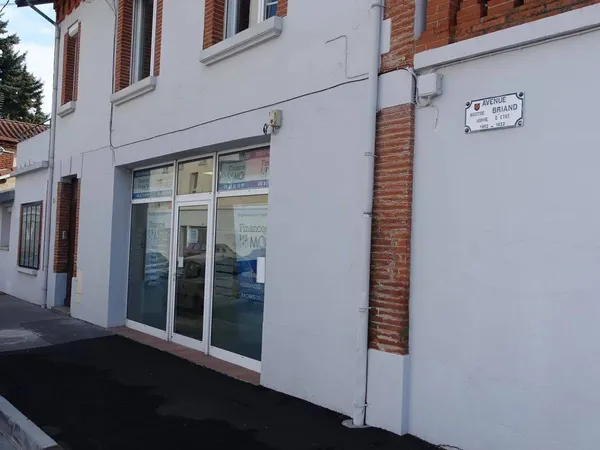Boutique 2 pièces 62 m² 