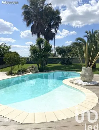 Maison 6 pièces 142 m² 