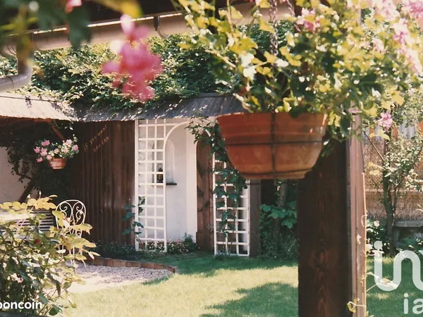 Maison 5 pièces 104 m² 