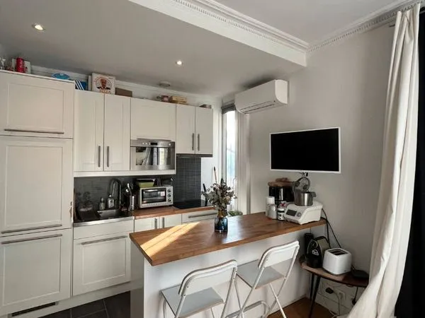 Studio 1 pièce 26 m² 