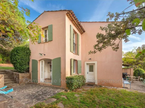 Maison 4 pièces 107 m² 
