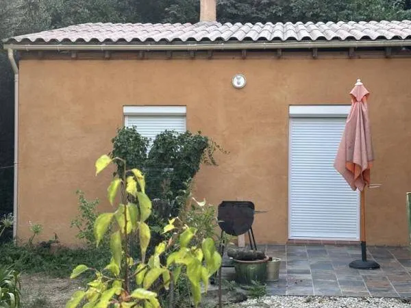 Studio 1 pièce 28 m² 