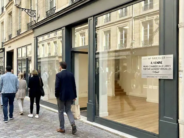 Boutique 110 m² 