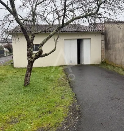Grange 1 pièce 53 m² 