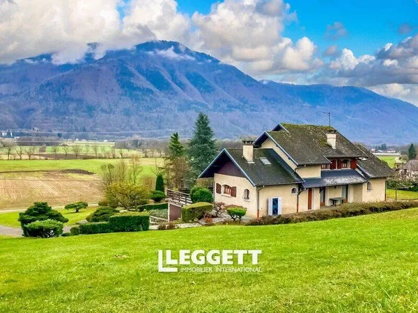 Maison 8 pièces 172 m² 