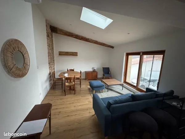Appartement meublé rénové au calme 