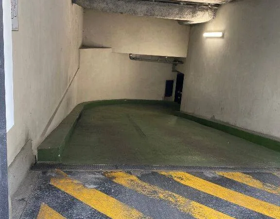 Parking 11 m² 