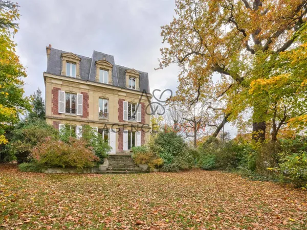 Villa 9 pièces 188 m² 